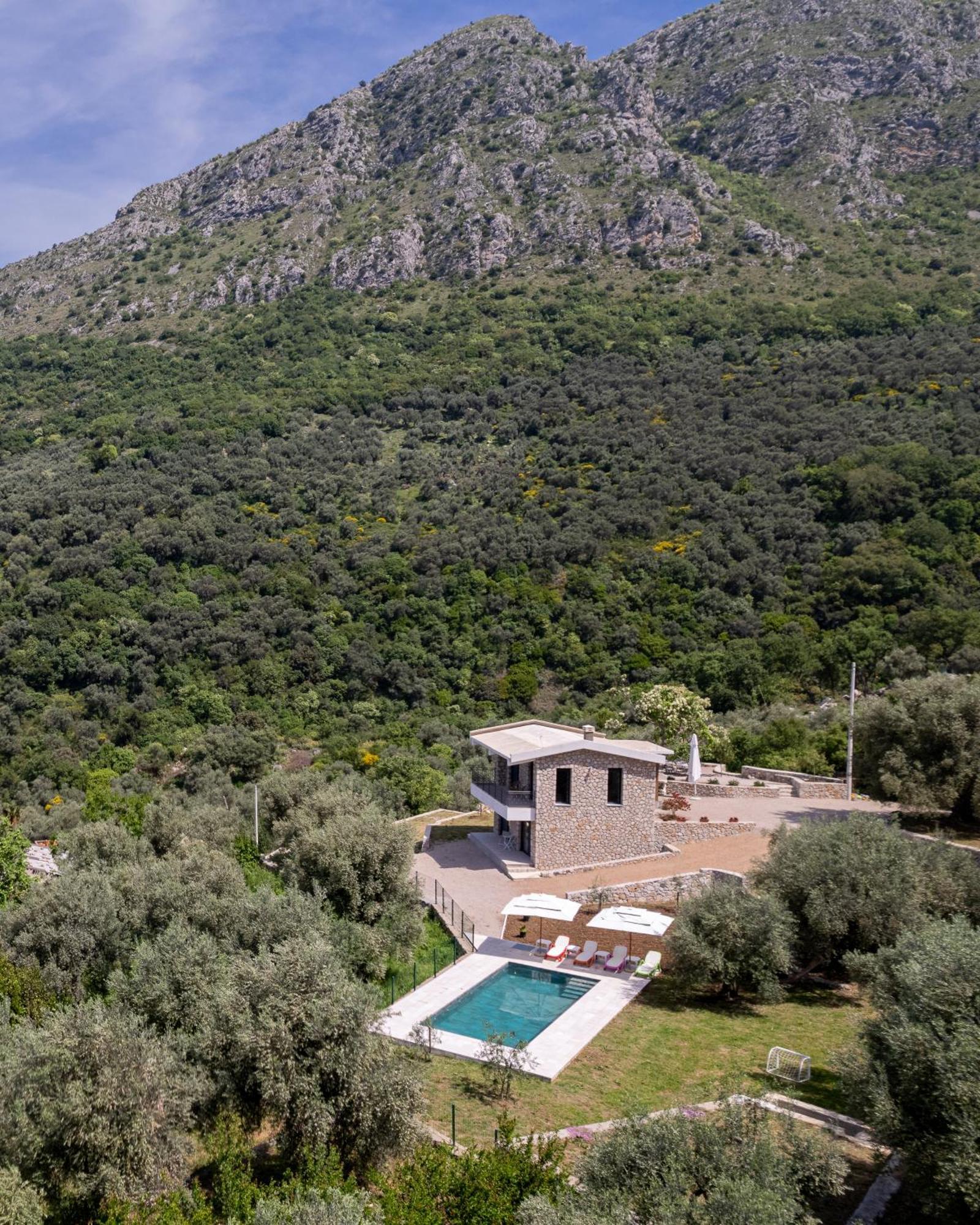 Family House Giardino Vila